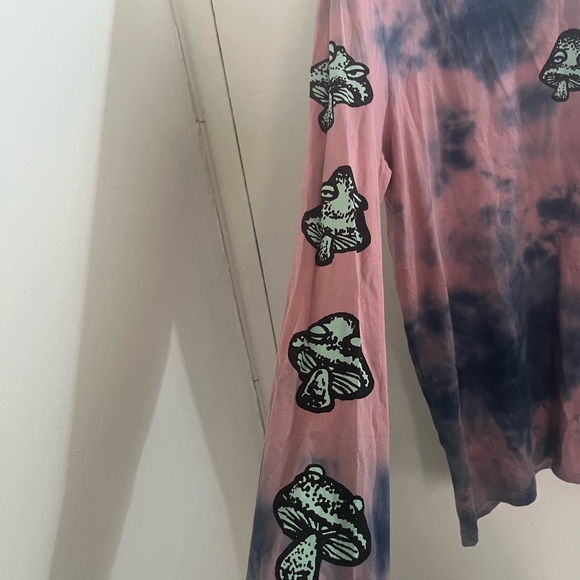 RVCA Pink and Navy Tie-Dye Long Sleeve Shirt - Picture 3 of 6